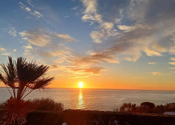 Gasthuis Guest Perla Marina 4*